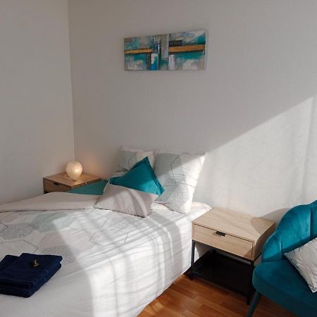 Chambre #2 Dans Appartement Partage - Proche Des Vosges タン エクステリア 写真