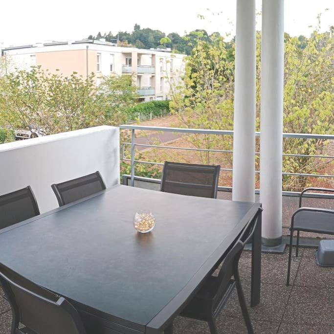 Chambre #2 Dans Appartement Partage - Proche Des Vosges タン エクステリア 写真
