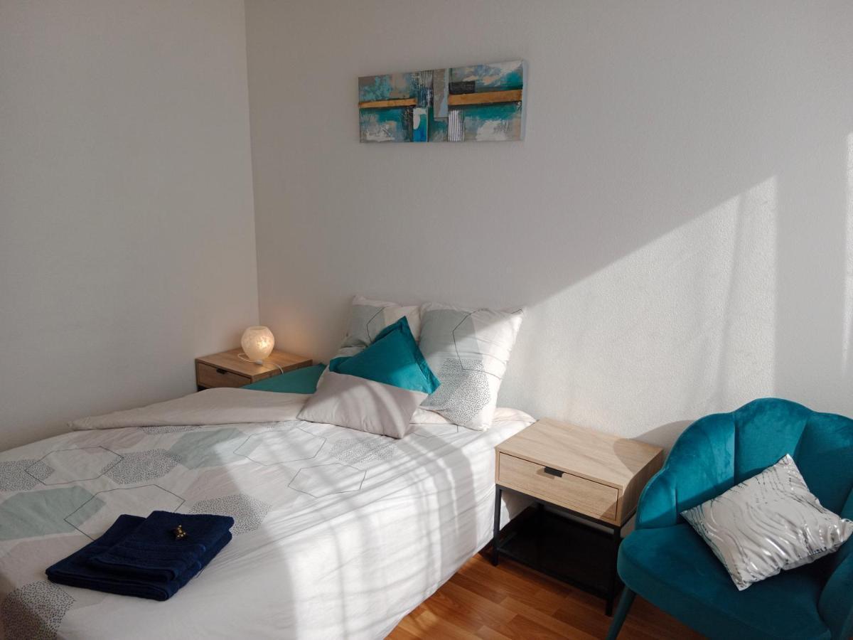 Chambre #2 Dans Appartement Partage - Proche Des Vosges タン エクステリア 写真